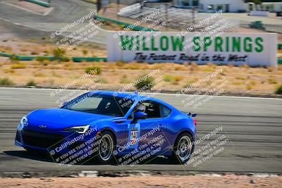 media/Oct-18-2025-Extreme Speed (Sat) [[d6d7e1fef1]]/Group 5/Session 2 (Turn 3)/